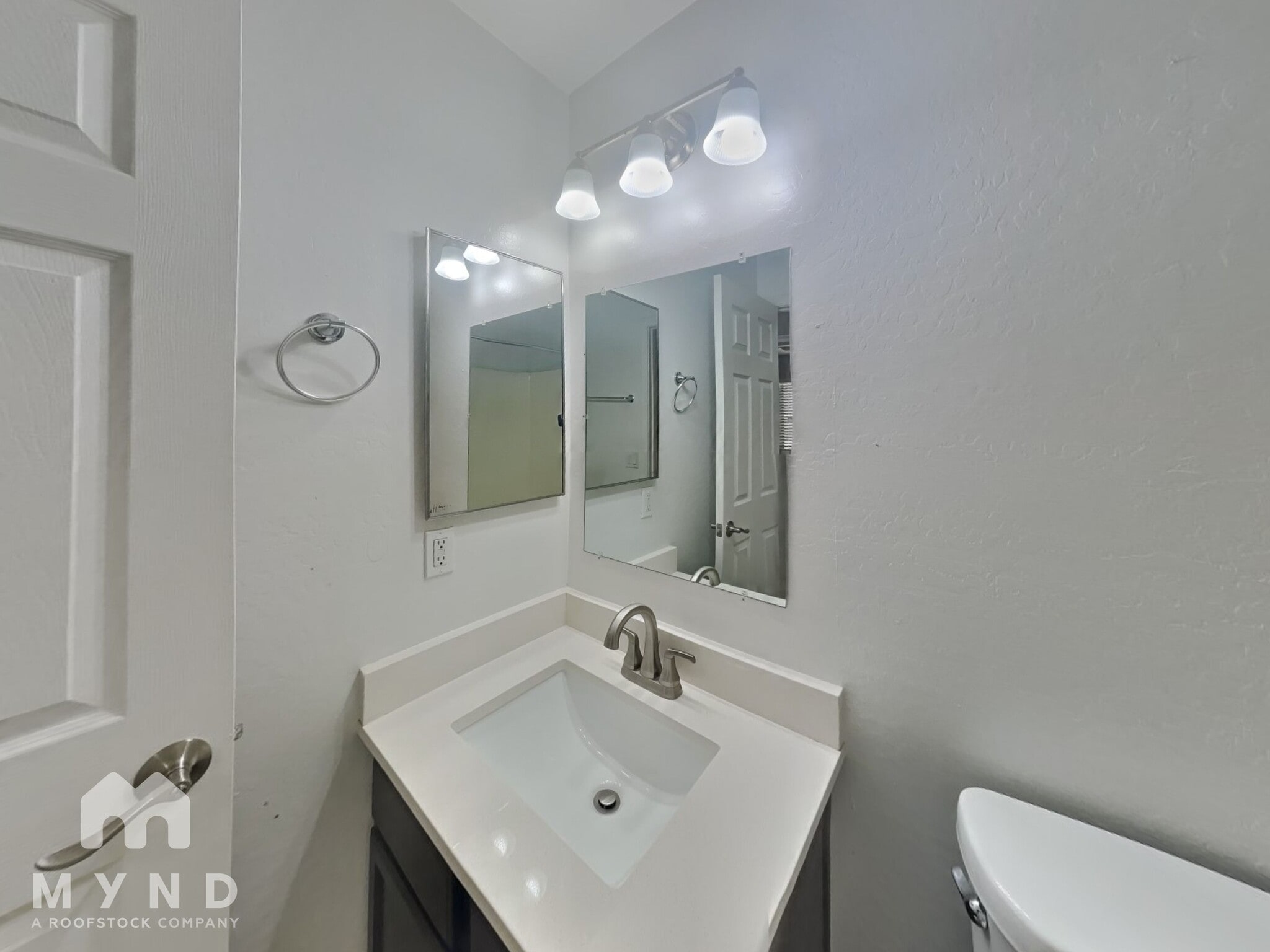 Building Photo - 3412 W Fraktur Rd