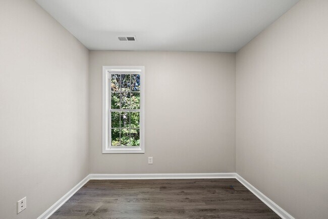 Building Photo - 205 Tonylee Ct