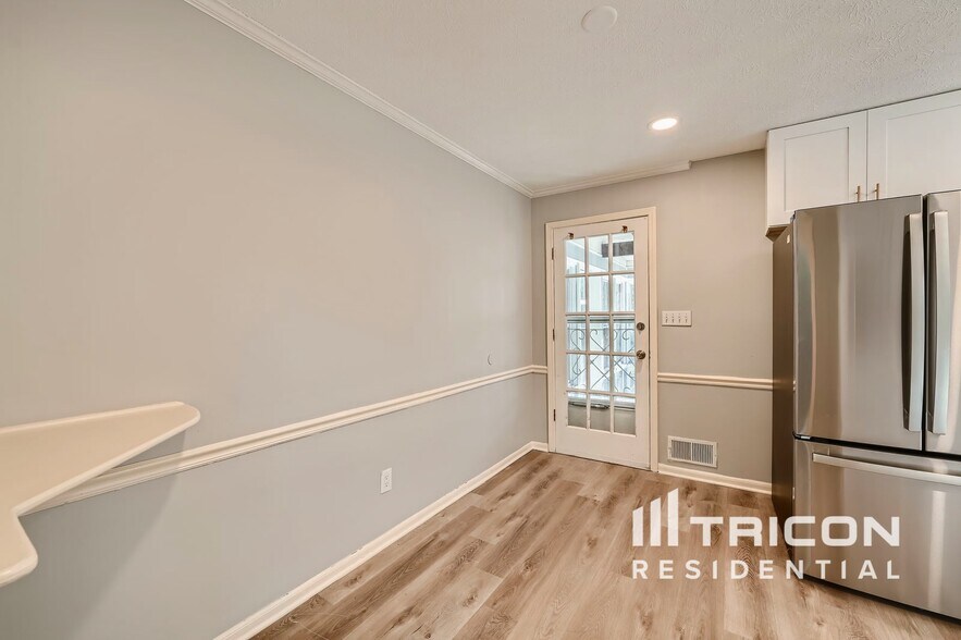 Building Photo - 135 Clearbrook Way