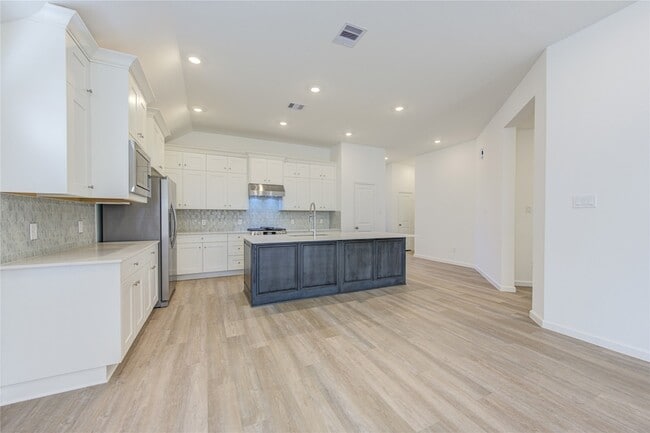 Building Photo - 30347 Tall Fescue Dr