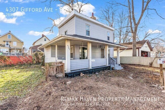 Primary Photo - 4307 Gifford - Back House, Old Brooklyn - ...