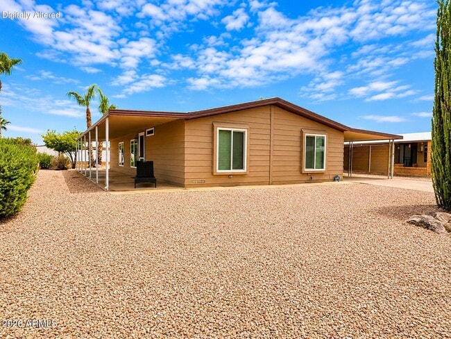 Building Photo - 9317 E Cactus Ln S