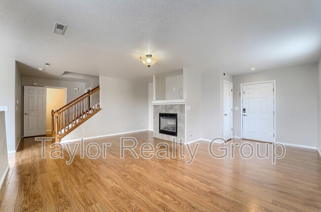 Building Photo - 851 Ponderosa Ln