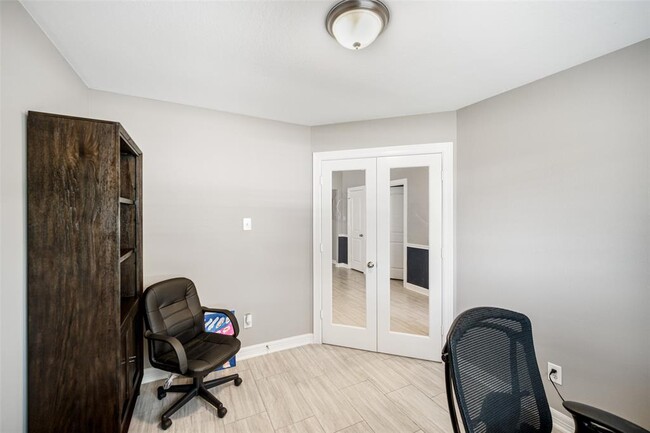 Building Photo - 17963 Branch Creek Dr
