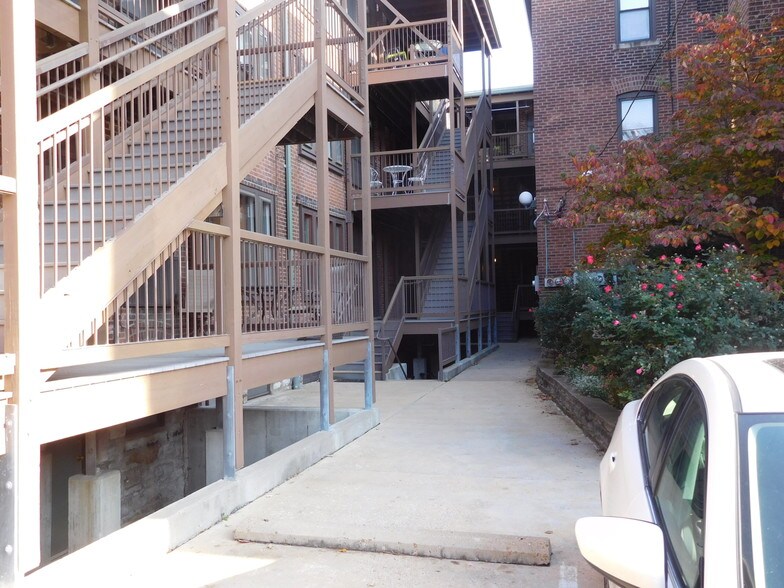 Back Porch Area - 4500 McPherson Ave