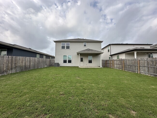 Building Photo - 10235 Crossbuck