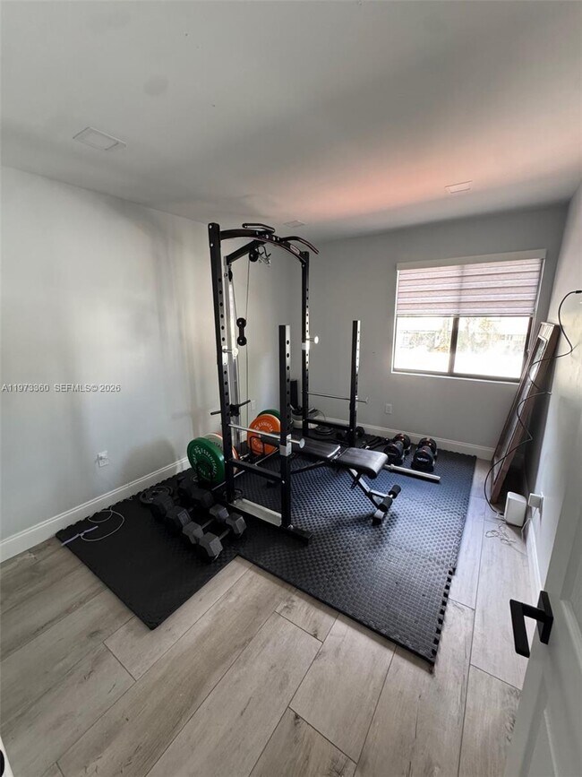 Building Photo - Southwest 102nd Place, Miami, FL 33173 - 3 BR 2.5 BA townhouse