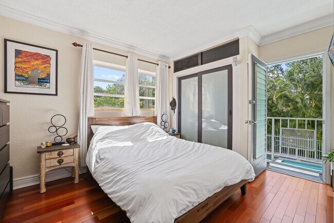 Building Photo - Spaciously designed 1 bedroom apartment wi...