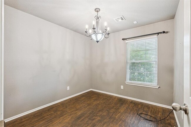 Building Photo - 4508 Applegate Dr