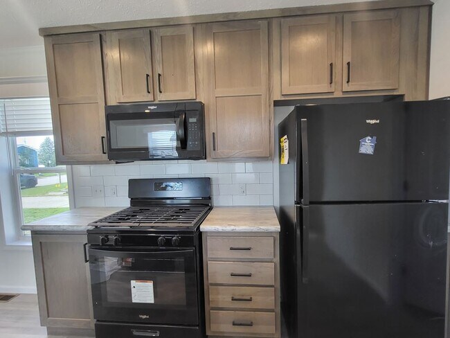 Building Photo - 140 Flamingo Dr