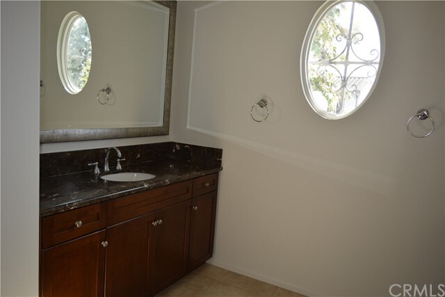 Building Photo - 3145 Anacapa Way