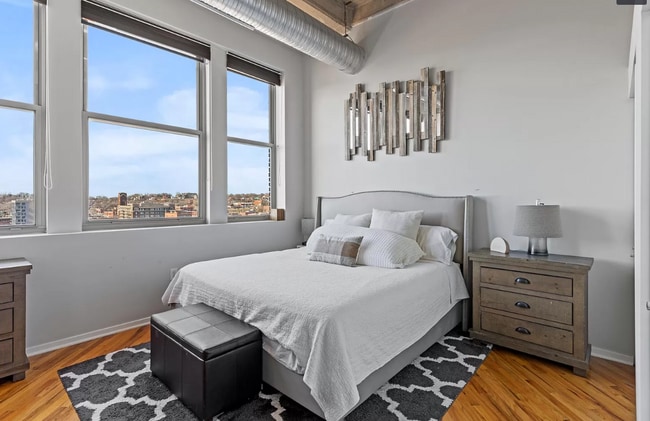 Building Photo - 2107 Grand Blvd