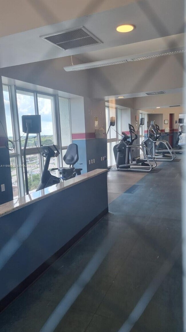 Building Photo - 7270 SW 88th St