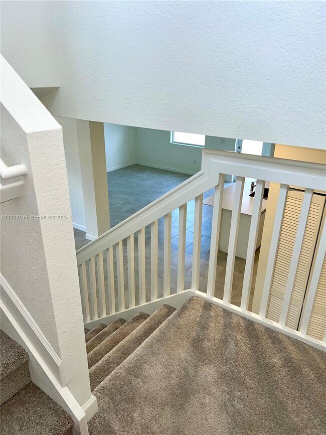 Building Photo - 2929 SE 23rd Ave