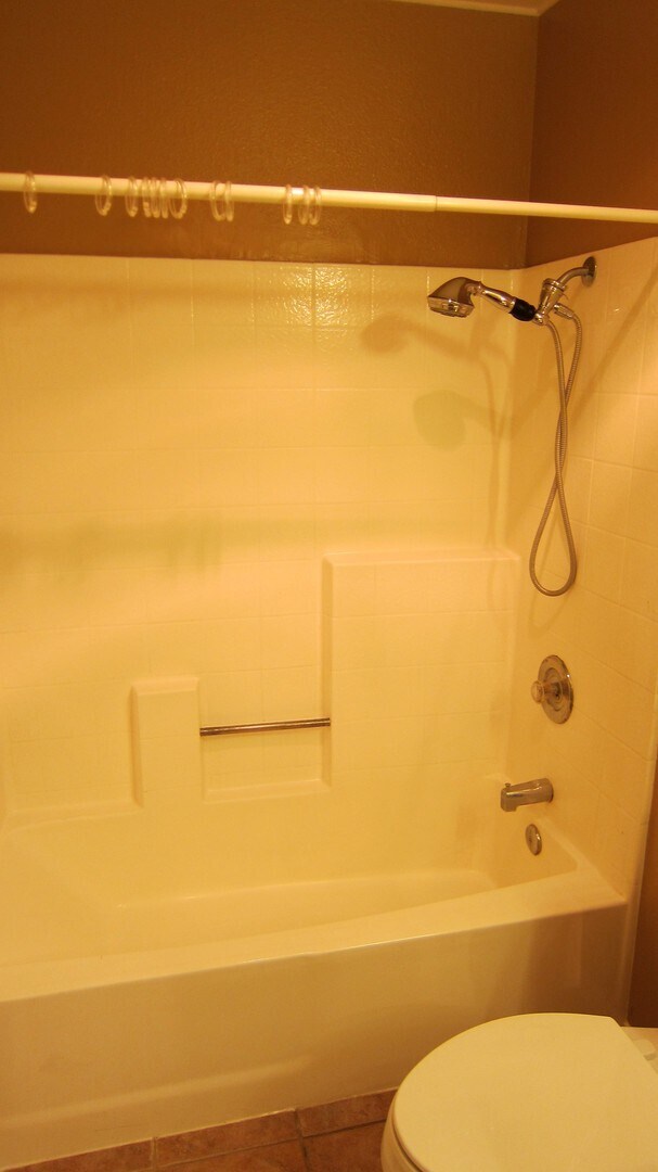 Building Photo - RANCHO BERNARDO - 2 BR RANCH BERNARDO CONDO WITH BEAUTIFUL VIEWS & RESORT STYLE AMENITIES & AC!