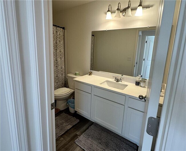 Building Photo - 7353 Cranleigh St