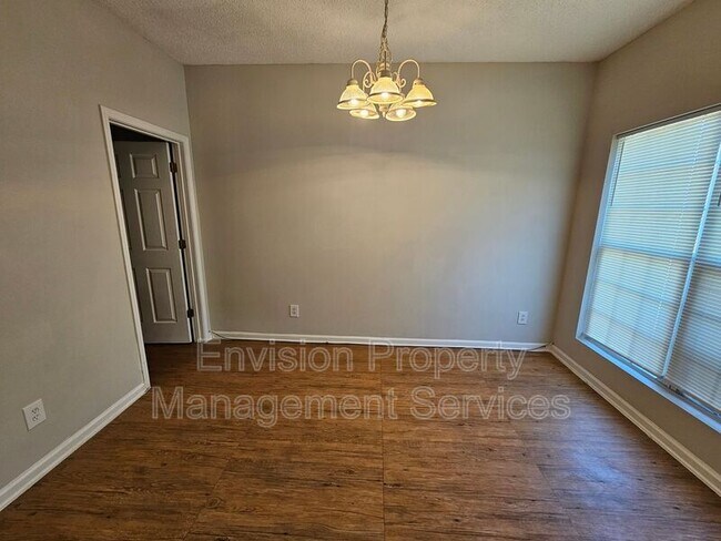 Building Photo - 3275 Oakley Pl