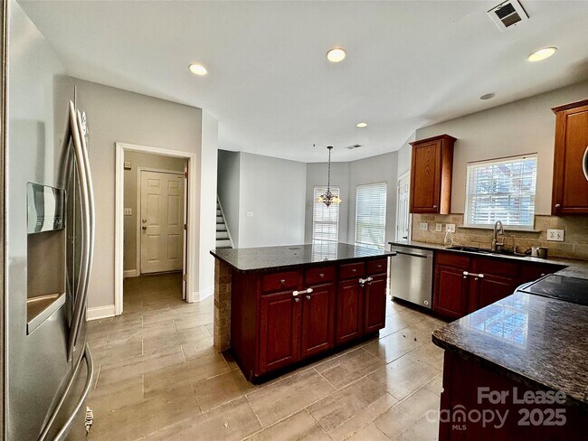 Building Photo - 11119 Amherst Glen Dr