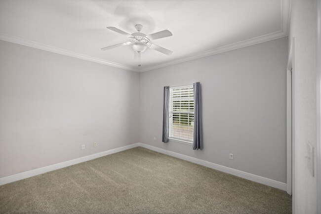 Building Photo - 1578 Venice Ave