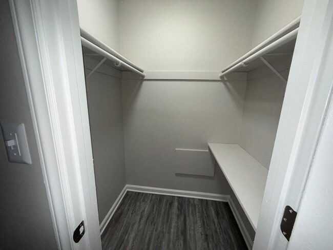 Building Photo - 3722-D West Ave-