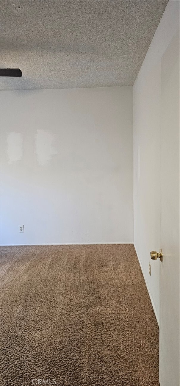 Building Photo - 140 Tamarack Ave
