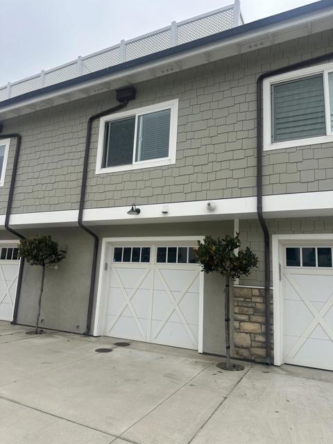Building Photo - 3724 Carlsbad Blvd