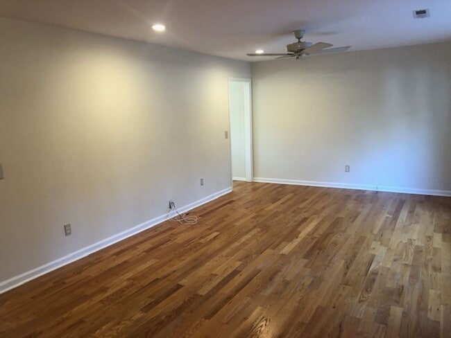 Building Photo - 578 Aspen Loop