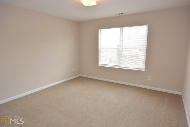 Building Photo - 1525 Eastern Sunrise Ln