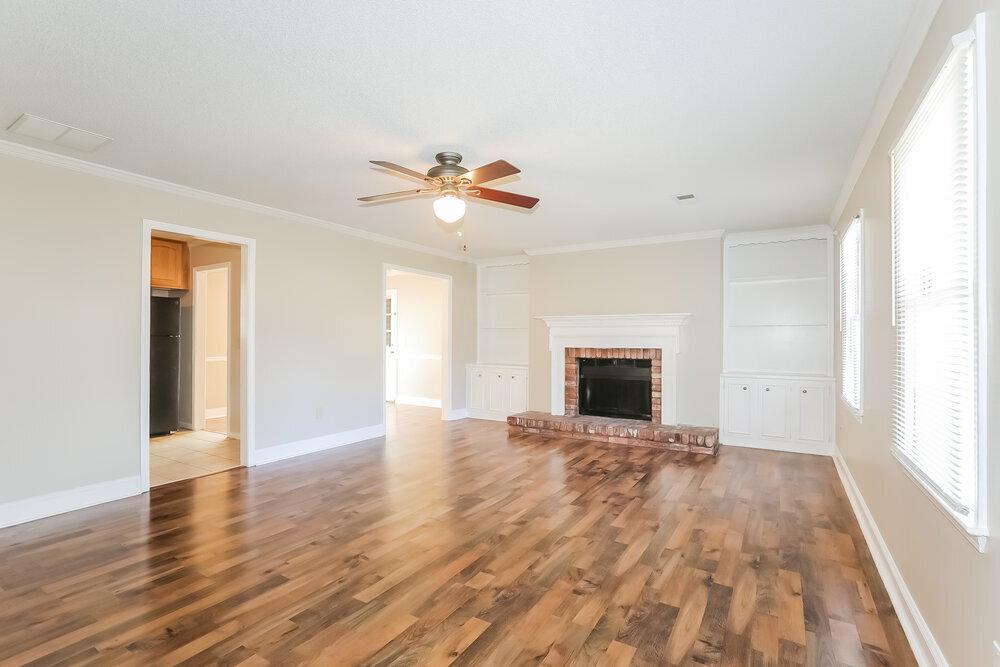 Building Photo - 2270 Seedling Ln