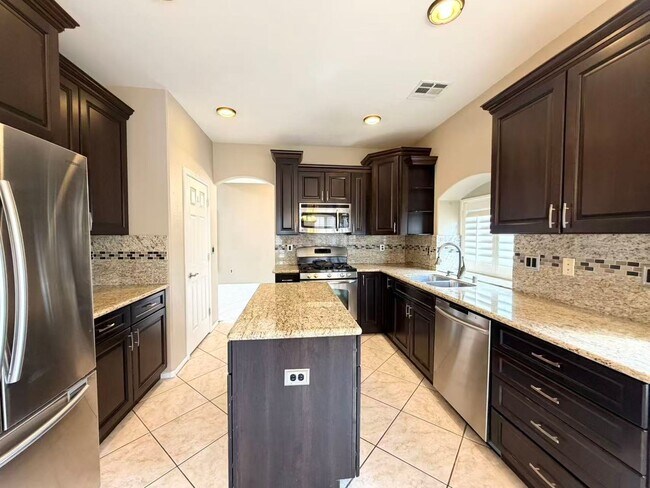 Building Photo - 11257 Playa Caribe Ave