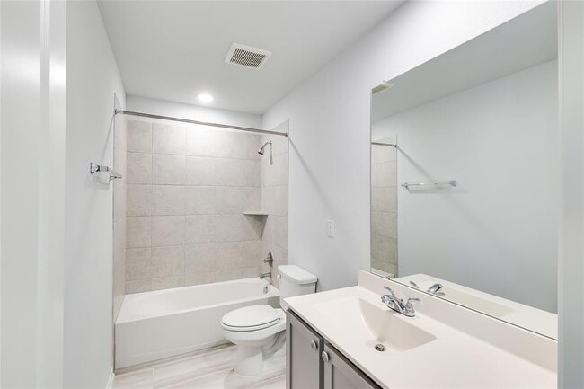 Building Photo - 6601 Avila Way
