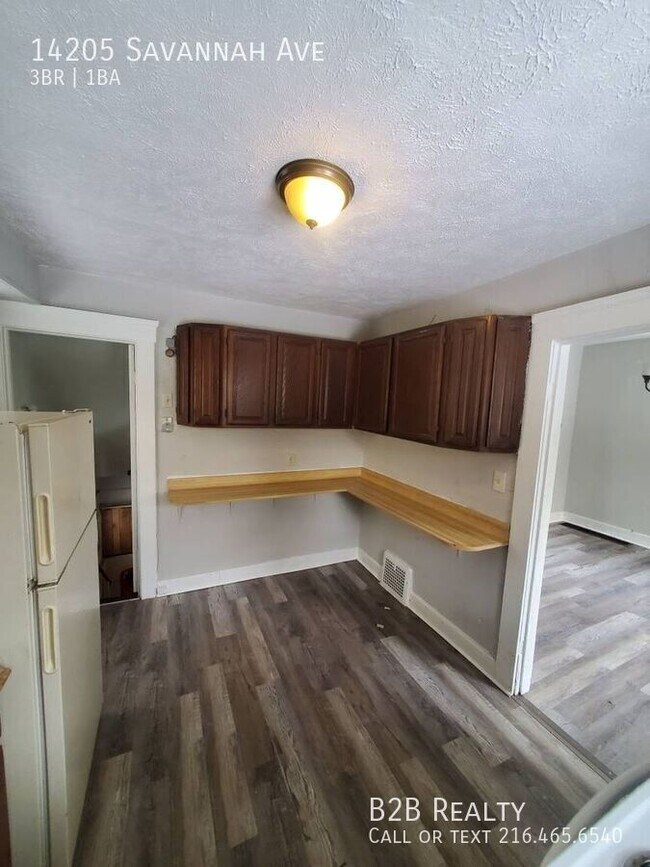 Building Photo - 14205 Savannah Ave