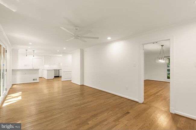 Building Photo - 1318 Round Oak Ct