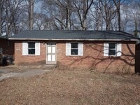 Building Photo - 29 Lynwood Dr