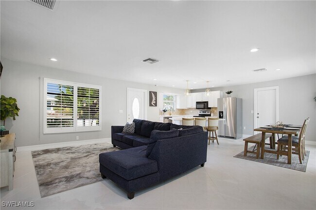 Building Photo - 27 Pebble Beach Blvd