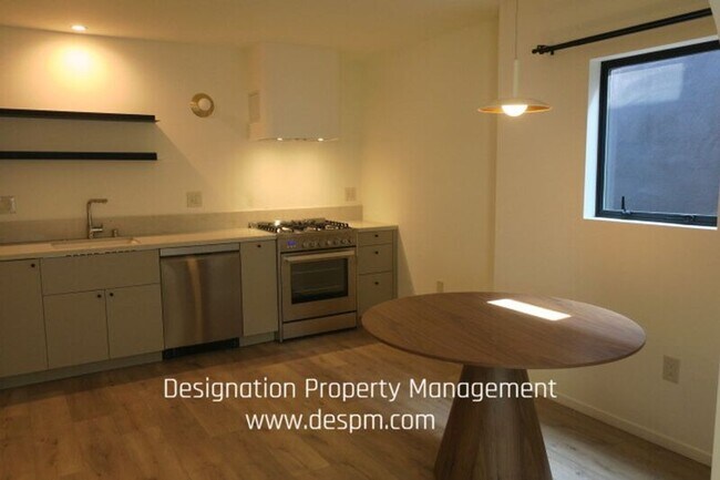 Building Photo - 3181 Verdugo Pl