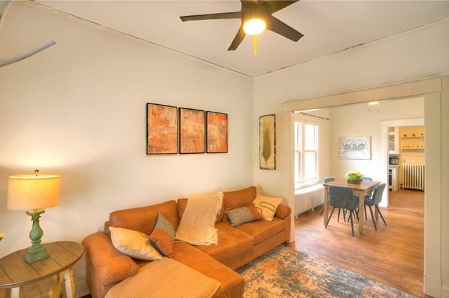 Building Photo - 21 Garden St