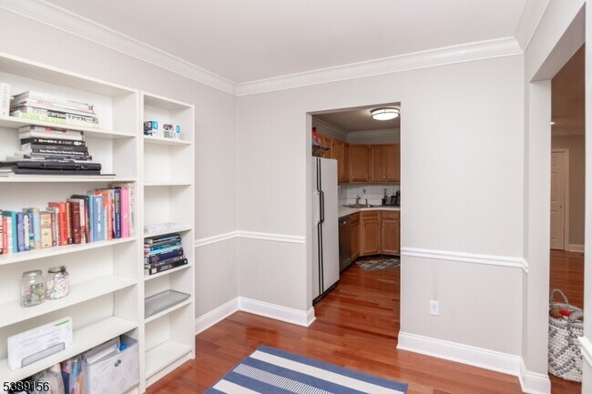 Building Photo - 52 Brookside Ln