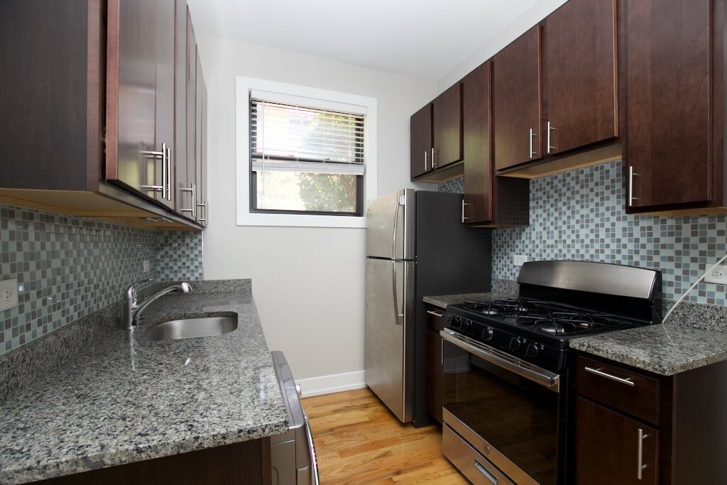 Building Photo - 2919 N Mildred Ave