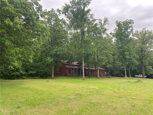 Building Photo - 1524 N Crossover Rd