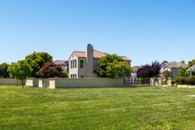 Building Photo - Private 4-Bedroom Cul-de-Sac Home with Hot Tub & Two Living Areas