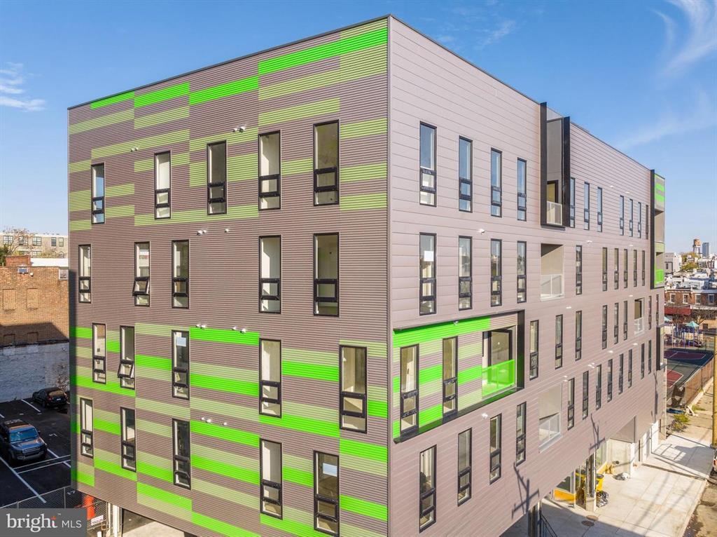 Building Photo - 1501 N 31st St