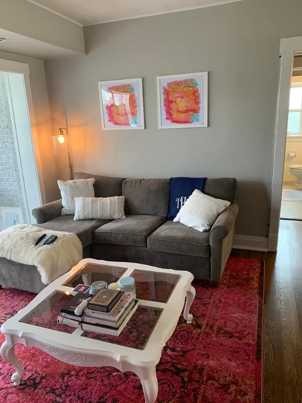 Building Photo - 4508 J C Nichols Pkwy