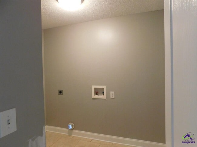 Building Photo - 714 Bay Laurel Cir