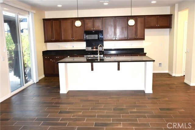 Building Photo - 34865 Sweet Bells Dr