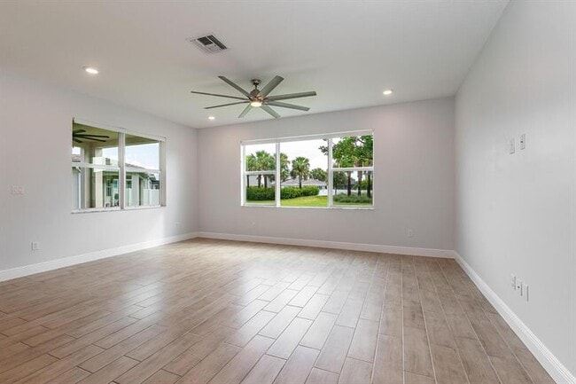 Building Photo - 4194 Marina Way