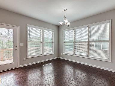 Building Photo - 671 Sunset Park Dr