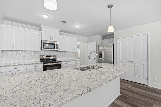 Building Photo - 8121 Bannock Cir