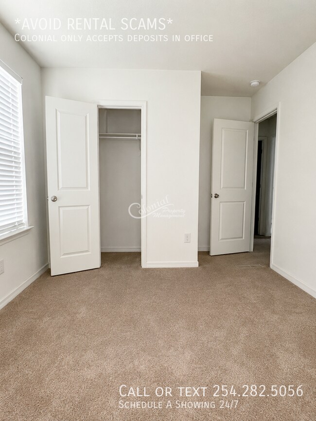 Building Photo - 513 Locksley Cove