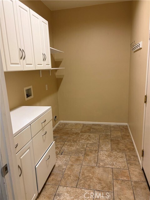 Building Photo - 40852 Treasure City Ln